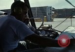 Standbild Flight Line control Vietnam, 1967, aus Sekunde 25 historischem Filmmaterial Videoclip 65675067512