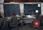 Standbild Flight Line control Vietnam, 1967, aus Sekunde 24 historischem Filmmaterial Videoclip 65675067513