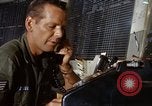 Standbild Flight Line control Vietnam, 1967, aus Sekunde 51 historischem Filmmaterial Videoclip 65675067513