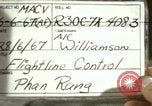 Image flight line control Vietnam, 1967, de la seconde 7 séquences d'archives historiques vidéo 65675067514