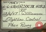 Image flight line control Vietnam, 1967, de la seconde 12 séquences d'archives historiques vidéo 65675067514