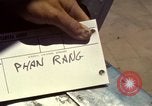 Image bases de courrier indésirable Phan Rang Vietnam, 1970, de la seconde 3 séquences d'archives historiques vidéo 65675067523