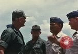 Standbild William C Westmoreland Vietnam, 1967, aus Sekunde 28 historischem Filmmaterial Videoclip 65675067524