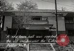 Immagine di Cittadini sala pubblica Yanaizu Giappone, 1950, secondo 25 filmato di repertorio 65675067527