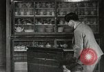 Immagine di Cittadini sala pubblica Yanaizu Giappone, 1950, secondo 7 filmato di repertorio 65675067528