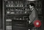 Immagine di Cittadini sala pubblica Yanaizu Giappone, 1950, secondo 8 filmato di repertorio 65675067528