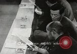 Immagine di Cittadini sala pubblica Yanaizu Giappone, 1950, secondo 32 filmato di repertorio 65675067528