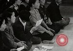 Immagine di Cittadini sala pubblica Yanaizu Giappone, 1950, secondo 43 filmato di repertorio 65675067528