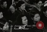 Immagine di Cittadini sala pubblica Yanaizu Giappone, 1950, secondo 59 filmato di repertorio 65675067528