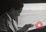Immagine di Cittadini sala pubblica Sugata Prefettura di Gifu Giappone, 1950, secondo 10 filmato di repertorio 65675067529