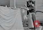 Standbild Aktivitäten einer Familie United States USA, 1951, aus Sekunde 32 historischem Filmmaterial Videoclip 65675067537
