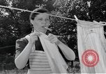 Standbild Aktivitäten einer Familie United States USA, 1951, aus Sekunde 36 historischem Filmmaterial Videoclip 65675067537