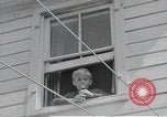 Standbild Aktivitäten einer Familie United States USA, 1951, aus Sekunde 48 historischem Filmmaterial Videoclip 65675067537