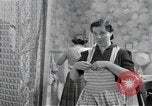 Standbild Aktivitäten einer Familie United States USA, 1951, aus Sekunde 9 historischem Filmmaterial Videoclip 65675067538