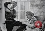 Standbild Aktivitäten einer Familie United States USA, 1951, aus Sekunde 38 historischem Filmmaterial Videoclip 65675067538
