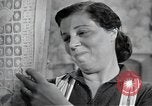 Standbild Aktivitäten einer Familie United States USA, 1951, aus Sekunde 44 historischem Filmmaterial Videoclip 65675067538