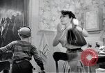 Standbild Aktivitäten einer Familie United States USA, 1951, aus Sekunde 56 historischem Filmmaterial Videoclip 65675067538