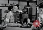 Standbild Aktivitäten einer Familie United States USA, 1951, aus Sekunde 8 historischem Filmmaterial Videoclip 65675067541