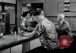 Standbild Aktivitäten einer Familie United States USA, 1951, aus Sekunde 13 historischem Filmmaterial Videoclip 65675067541