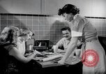 Standbild Aktivitäten einer Familie United States USA, 1951, aus Sekunde 28 historischem Filmmaterial Videoclip 65675067541