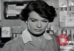 Standbild Aktivitäten einer Familie United States USA, 1951, aus Sekunde 41 historischem Filmmaterial Videoclip 65675067541