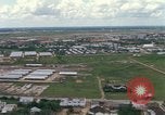 Image Vue aérienne de la ville Saigon Vietnam, 1966, de la seconde 55 séquences d'archives historiques vidéo 65675067555