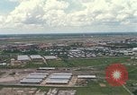 Image Vue aérienne de la ville Saigon Vietnam, 1966, de la seconde 57 séquences d'archives historiques vidéo 65675067555