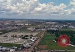 Image Vue aérienne de la ville Saigon Vietnam, 1966, de la seconde 38 séquences d'archives historiques vidéo 65675067556