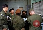 Image le transport aérien de personnel Saigon Vietnam, 1966, de la seconde 4 séquences d'archives historiques vidéo 65675067557