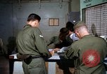 Image le transport aérien de personnel Saigon Vietnam, 1966, de la seconde 16 séquences d'archives historiques vidéo 65675067557