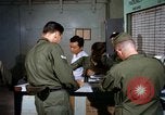 Image le transport aérien de personnel Saigon Vietnam, 1966, de la seconde 17 séquences d'archives historiques vidéo 65675067557