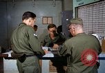Image le transport aérien de personnel Saigon Vietnam, 1966, de la seconde 27 séquences d'archives historiques vidéo 65675067557