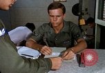 Image le transport aérien de personnel Saigon Vietnam, 1966, de la seconde 34 séquences d'archives historiques vidéo 65675067557
