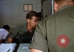 Image le transport aérien de personnel Saigon Vietnam, 1966, de la seconde 42 séquences d'archives historiques vidéo 65675067557