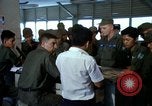 Image le transport aérien de personnel Saigon Vietnam, 1966, de la seconde 5 séquences d'archives historiques vidéo 65675067558