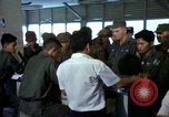 Image le transport aérien de personnel Saigon Vietnam, 1966, de la seconde 6 séquences d'archives historiques vidéo 65675067558