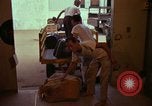 Image le transport aérien de personnel Saigon Vietnam, 1966, de la seconde 16 séquences d'archives historiques vidéo 65675067559