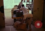 Image le transport aérien de personnel Saigon Vietnam, 1966, de la seconde 17 séquences d'archives historiques vidéo 65675067559