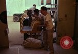 Image le transport aérien de personnel Saigon Vietnam, 1966, de la seconde 20 séquences d'archives historiques vidéo 65675067559
