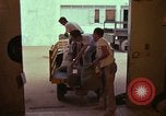 Image le transport aérien de personnel Saigon Vietnam, 1966, de la seconde 35 séquences d'archives historiques vidéo 65675067559