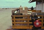Image le transport aérien de personnel Saigon Vietnam, 1966, de la seconde 53 séquences d'archives historiques vidéo 65675067559