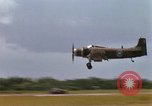Standbild Air Transport von Personal Saigon Vietnam, 1966, aus Sekunde 43 historischem Filmmaterial Videoclip 65675067561