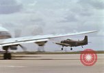 Standbild Air Transport von Personal Saigon Vietnam, 1966, aus Sekunde 47 historischem Filmmaterial Videoclip 65675067561