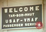 Standbild Air Transport von Personal Saigon Vietnam, 1966, aus Sekunde 5 historischem Filmmaterial Videoclip 65675067562