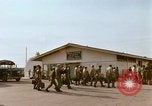 Standbild Air Transport von Personal Saigon Vietnam, 1966, aus Sekunde 32 historischem Filmmaterial Videoclip 65675067562