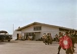 Standbild Air Transport von Personal Saigon Vietnam, 1966, aus Sekunde 38 historischem Filmmaterial Videoclip 65675067562