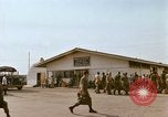Standbild Air Transport von Personal Saigon Vietnam, 1966, aus Sekunde 41 historischem Filmmaterial Videoclip 65675067562