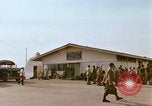 Standbild Air Transport von Personal Saigon Vietnam, 1966, aus Sekunde 42 historischem Filmmaterial Videoclip 65675067562