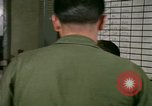 Immagine di Il trasporto aereo di personale Saigon Vietnam, 1966, secondo 26 filmato di repertorio 65675067563