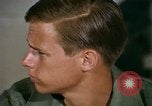 Immagine di Il trasporto aereo di personale Saigon Vietnam, 1966, secondo 33 filmato di repertorio 65675067563